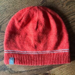 Mountain Hardwear Norhtern Lights reflective beanie poly bright coral orange o/s